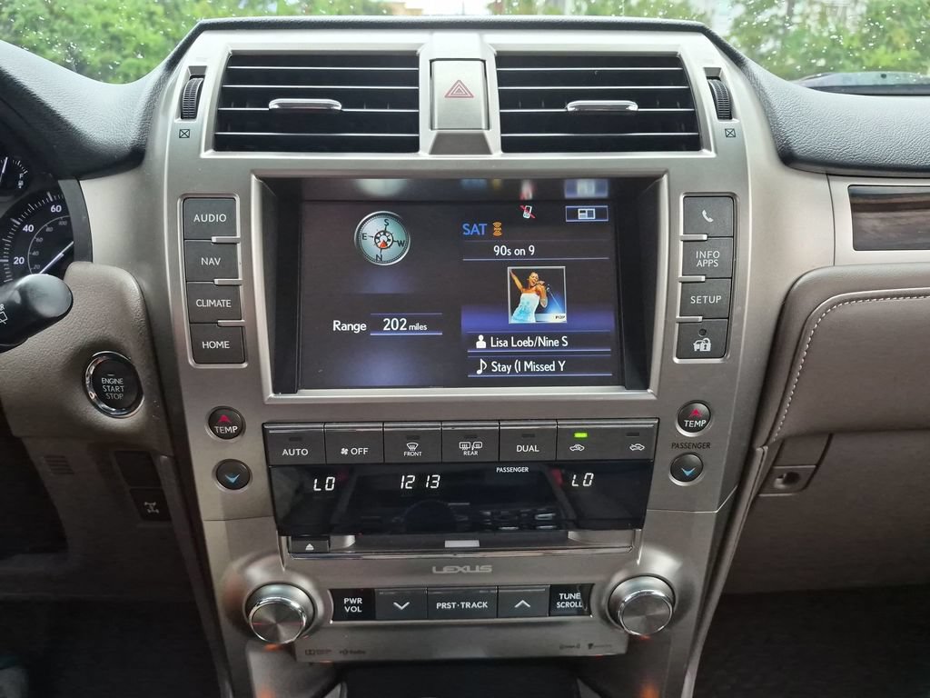 Used 2018 Lexus GX 460 w/ Navigation Package AWD/4WD image 36