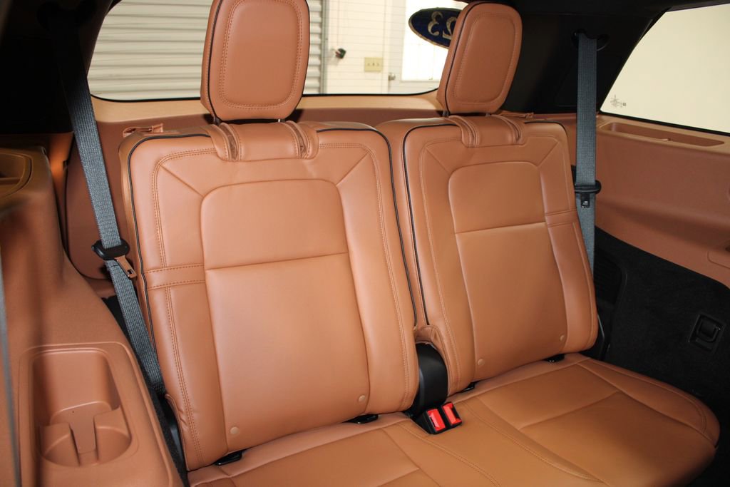 Used 2023 Lincoln Aviator Black Label w/ Dynamic Handling Package image 35