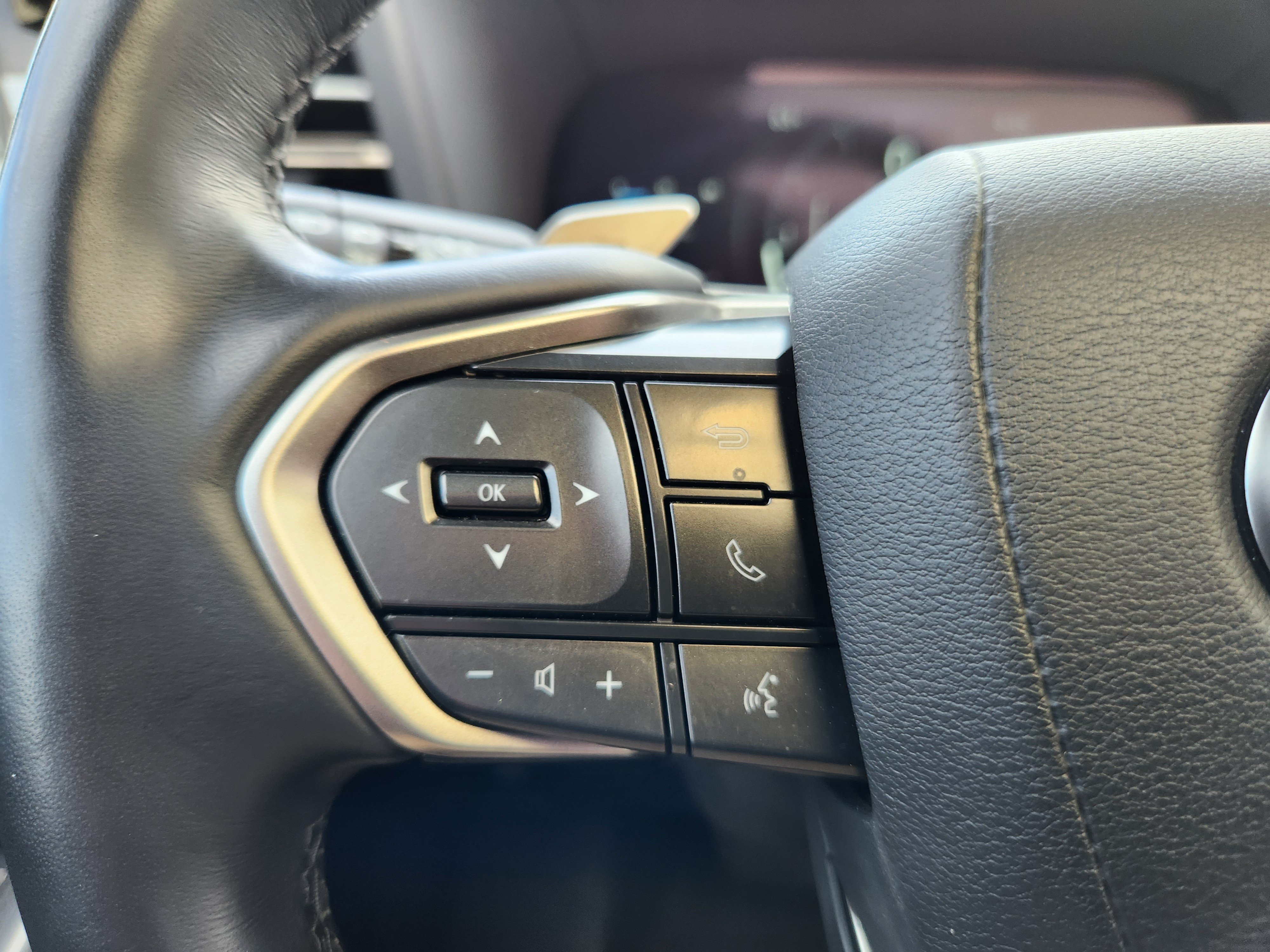Used 2024 Lexus GX 550 w/ Cold Area Package AWD/4WD image 23
