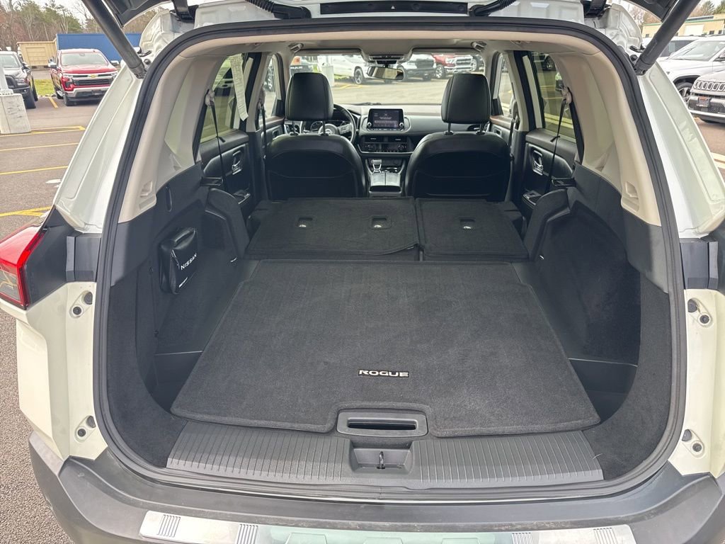 Used 2023 Nissan Rogue SV w/ SV Premium B Package AWD/4WD image 17