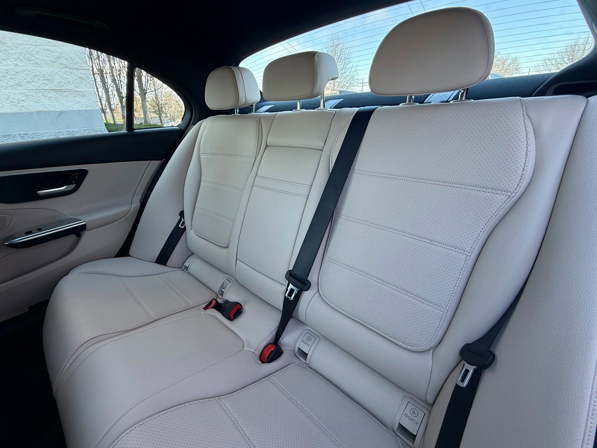 Used 2024 Mercedes-Benz C 300 Sedan image 13