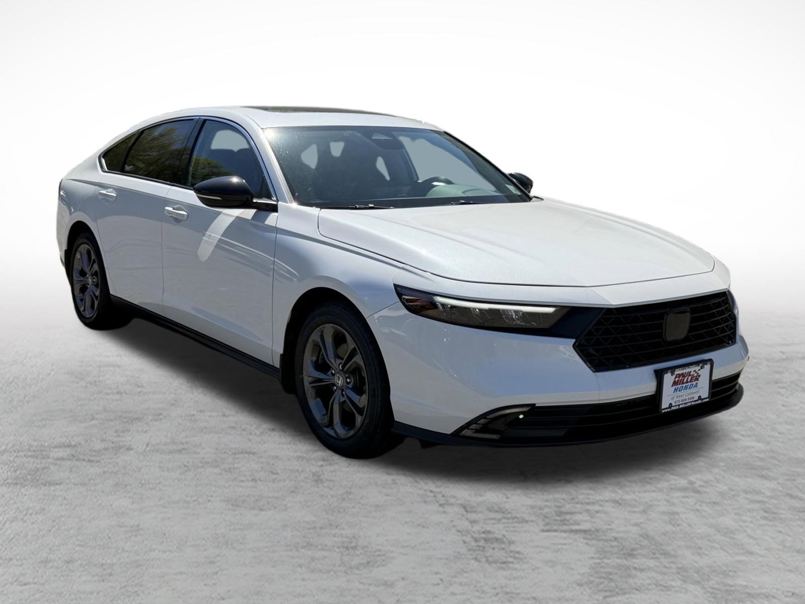 Certified 2024 Honda Accord EX image 3