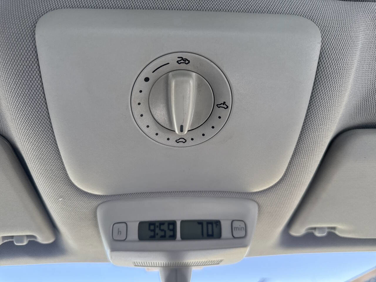 Used 2007 Volkswagen Beetle Coupe w/ Package 1 image 39