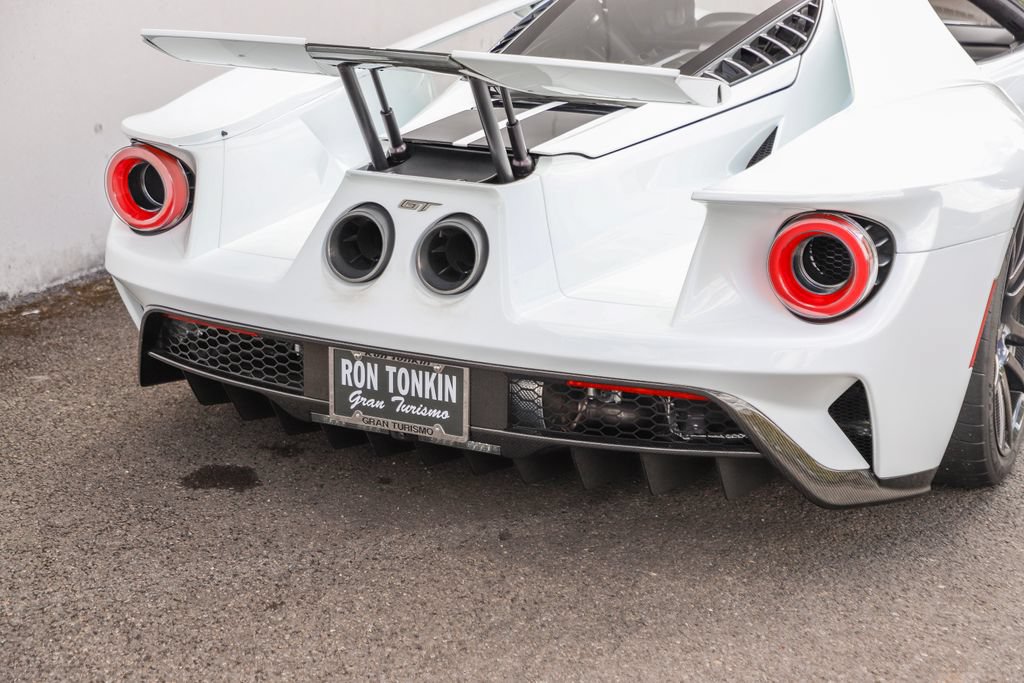 Used 2017 Ford GT RWD image 42