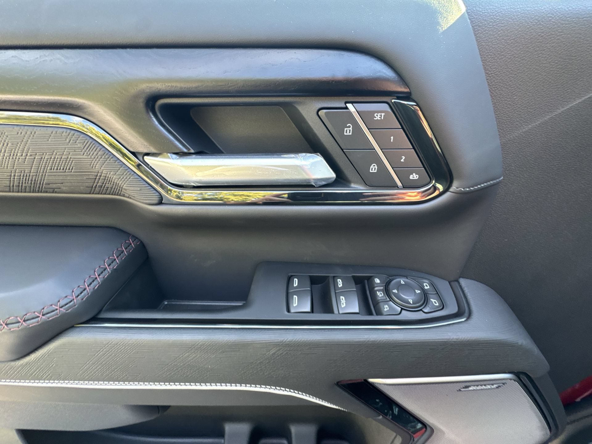 New 2026 GMC Sierra 2500 AT4X w/ AT4X AEV Edition AWD/4WD image 15