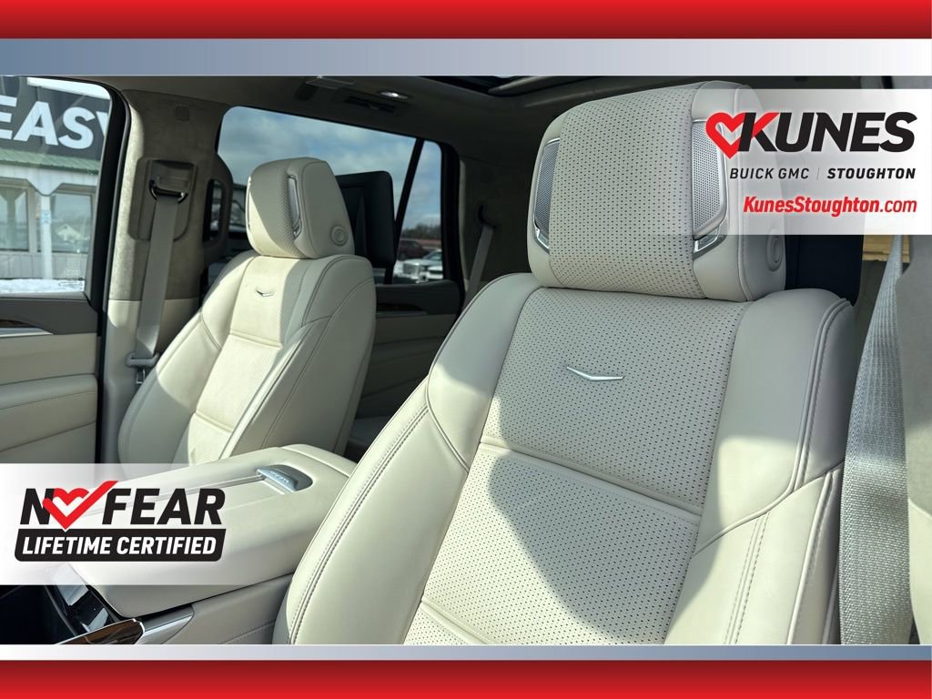 Used 2025 Cadillac Escalade Sport Platinum image 23