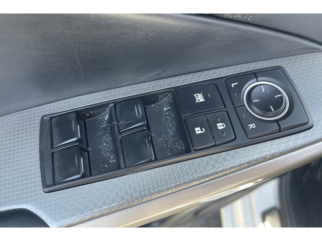 Used 2016 Lexus IS 350 w/ F Sport Package RWD image 12