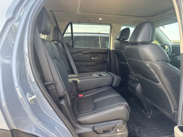 Used 2024 Honda Pilot Touring image 18