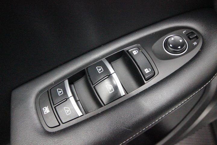 Used 2021 INFINITI QX50 Sensory image 13