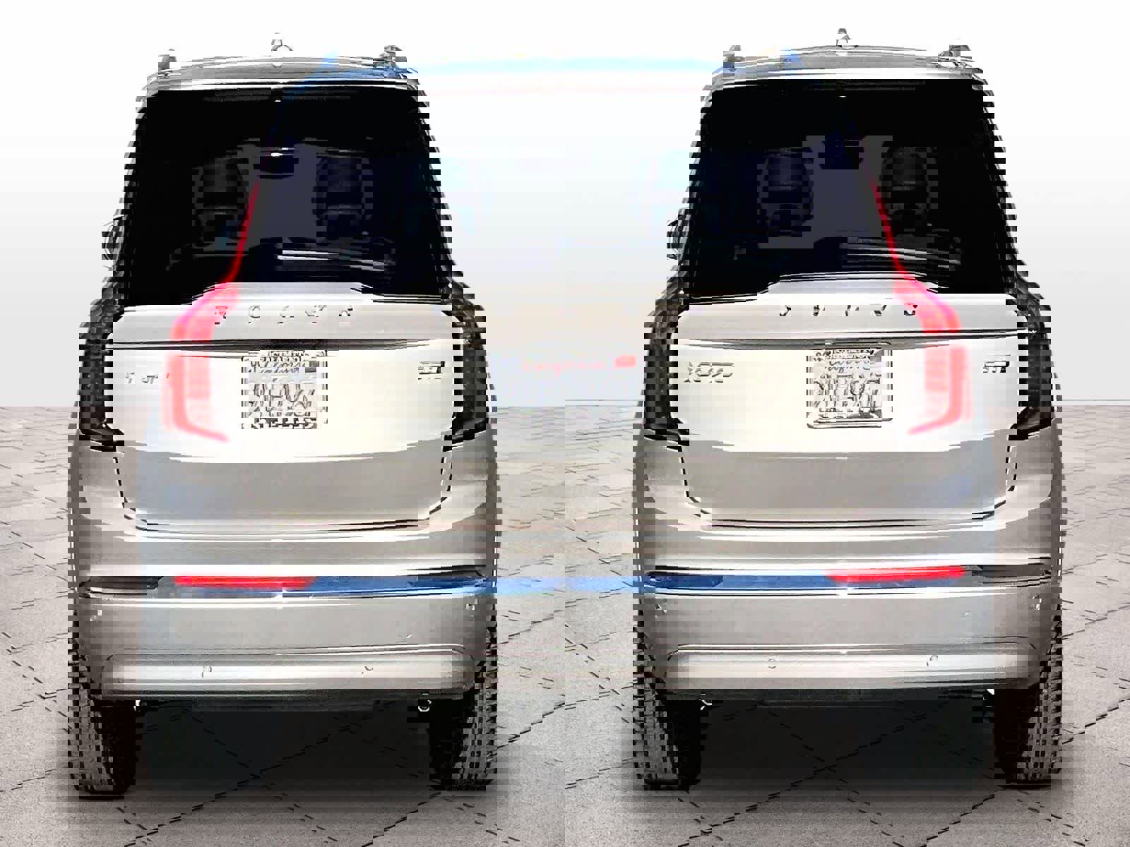 Used 2026 Volvo XC90 B5 Plus image 7