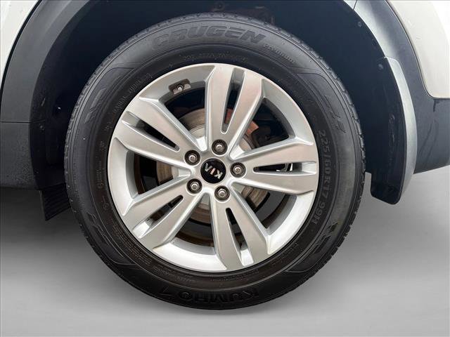 Used 2017 Kia Sportage LX image 9
