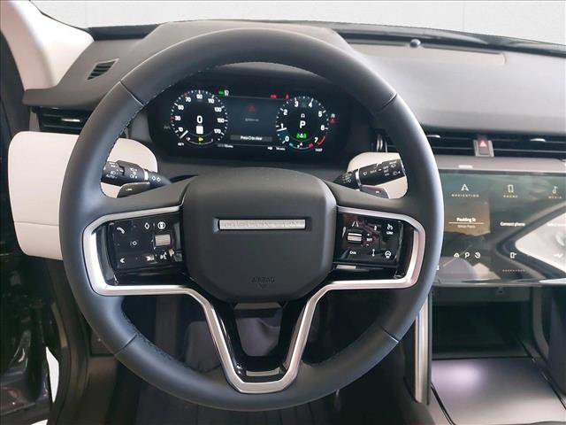 New 2025 Land Rover Discovery Sport S image 18