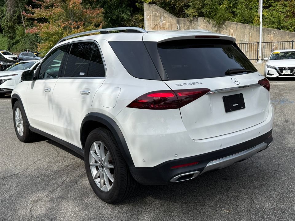 Used 2024 Mercedes-Benz GLE 450e 4MATIC image 4