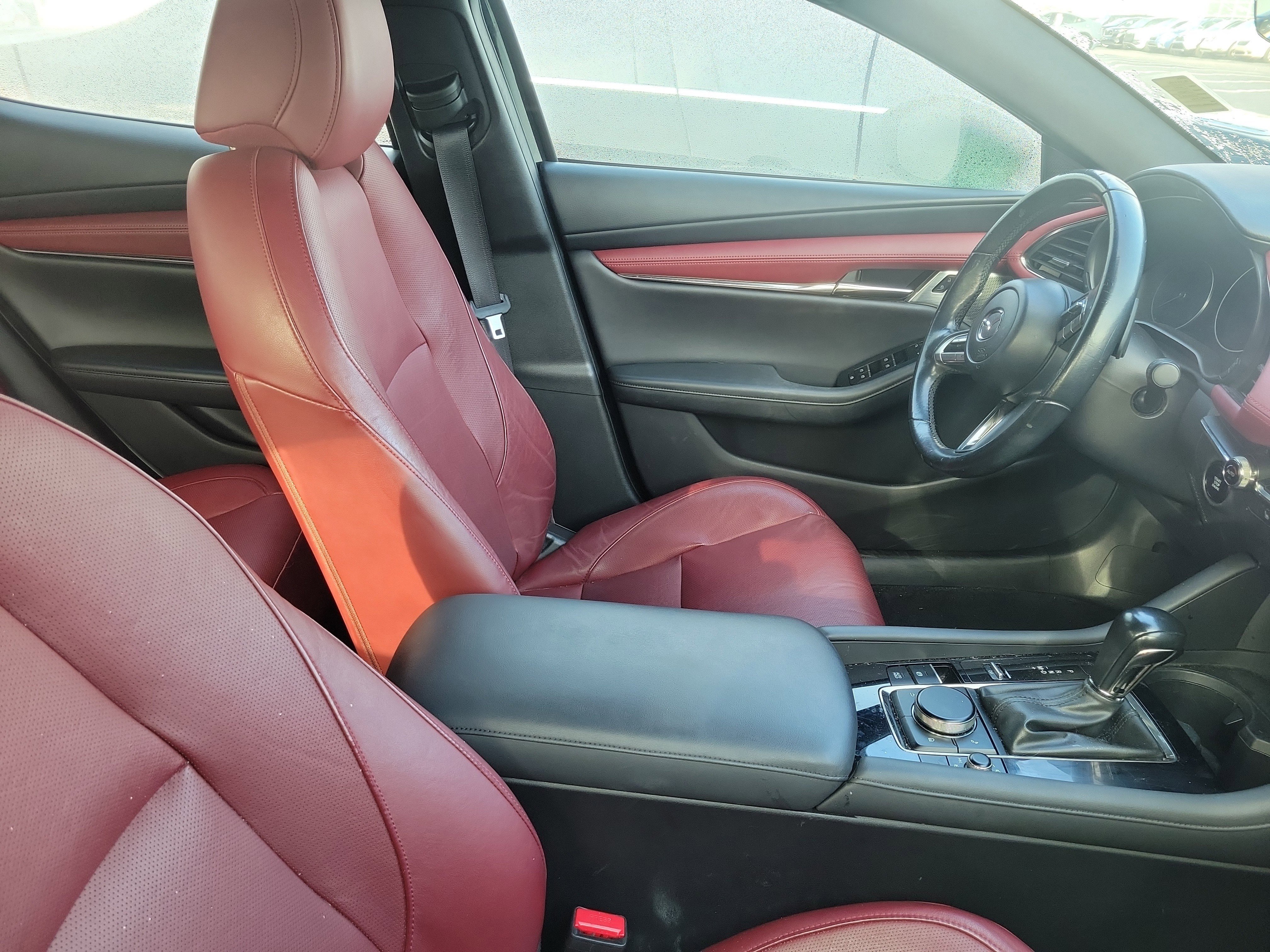 Used 2021 MAZDA MAZDA3 s image 9