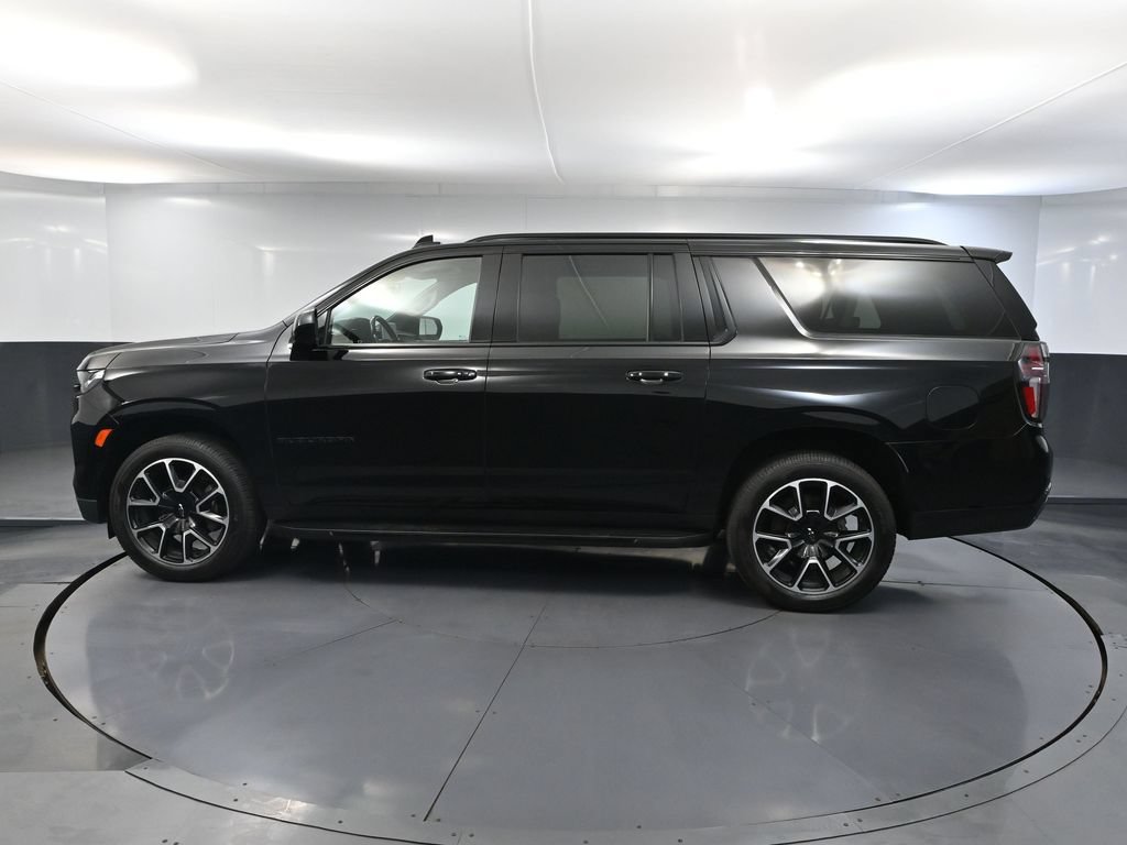 Used 2023 Chevrolet Suburban RST AWD/4WD image 11
