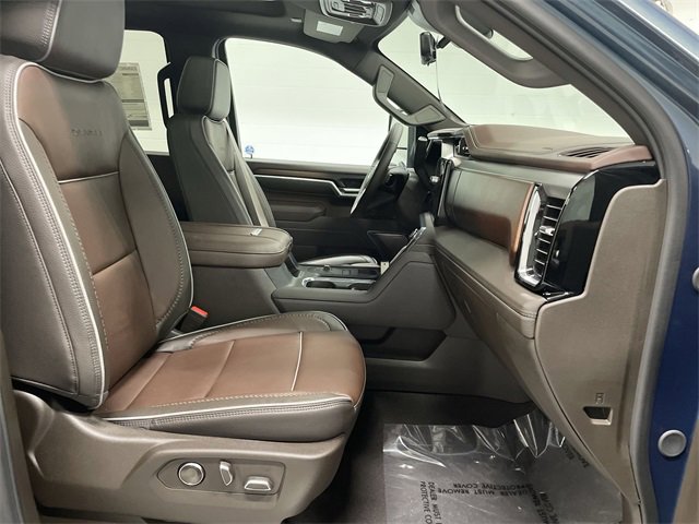 New 2026 GMC Sierra 3500 Denali w/ Denali Reserve Package image 19