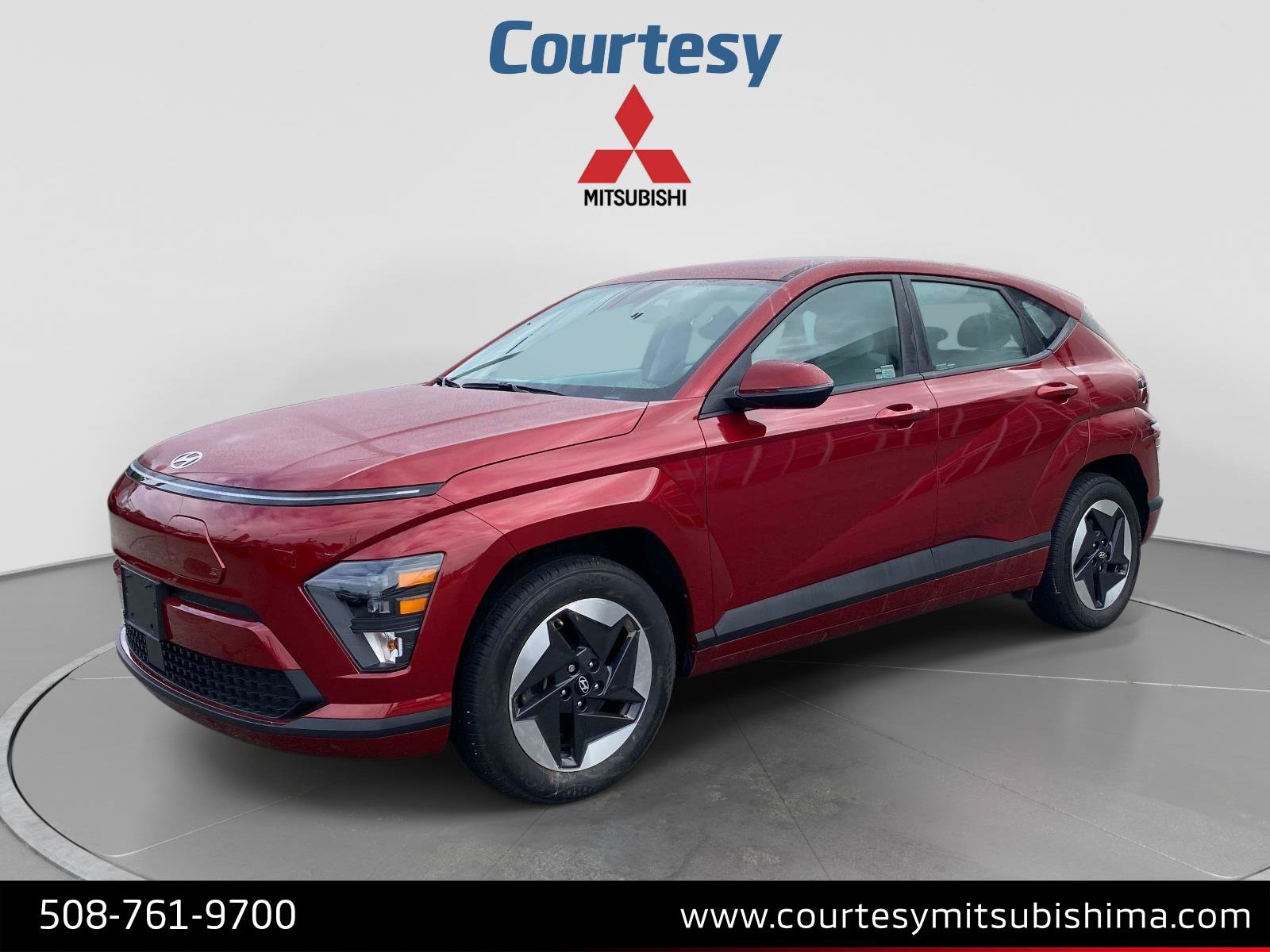Used 2025 Hyundai Kona SE FWD image 1