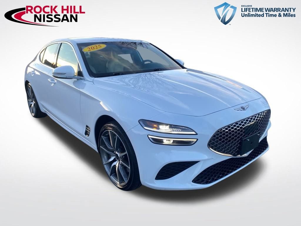 Used 2025 Genesis G70 2.5T image 1