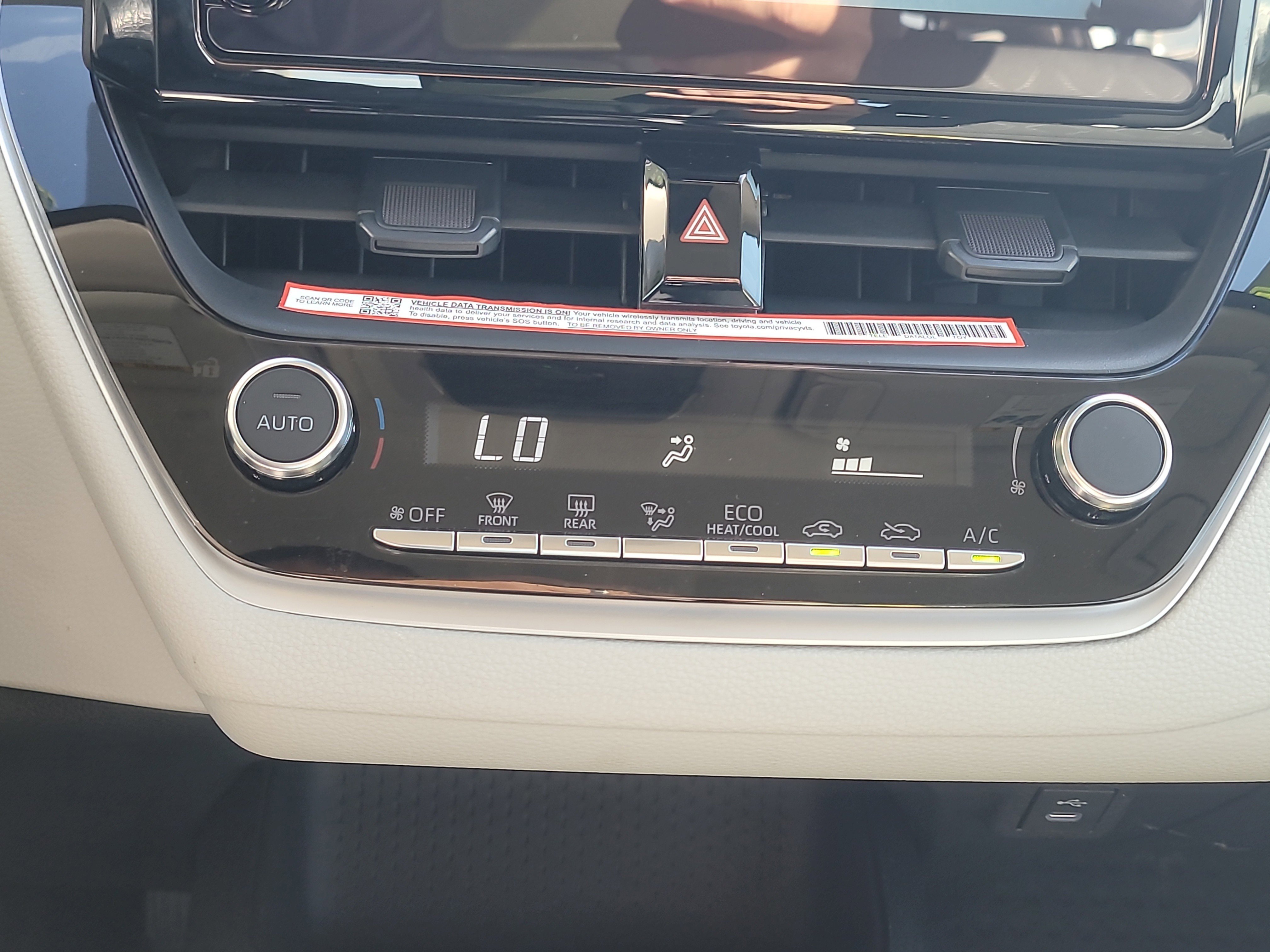 Used 2025 Toyota Corolla LE FWD image 23