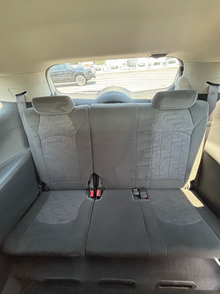 Used 2012 Buick Enclave Convenience AWD/4WD image 23