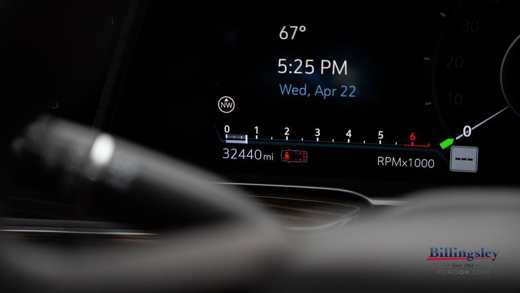 Used 2023 Cadillac Escalade Sport AWD/4WD image 16