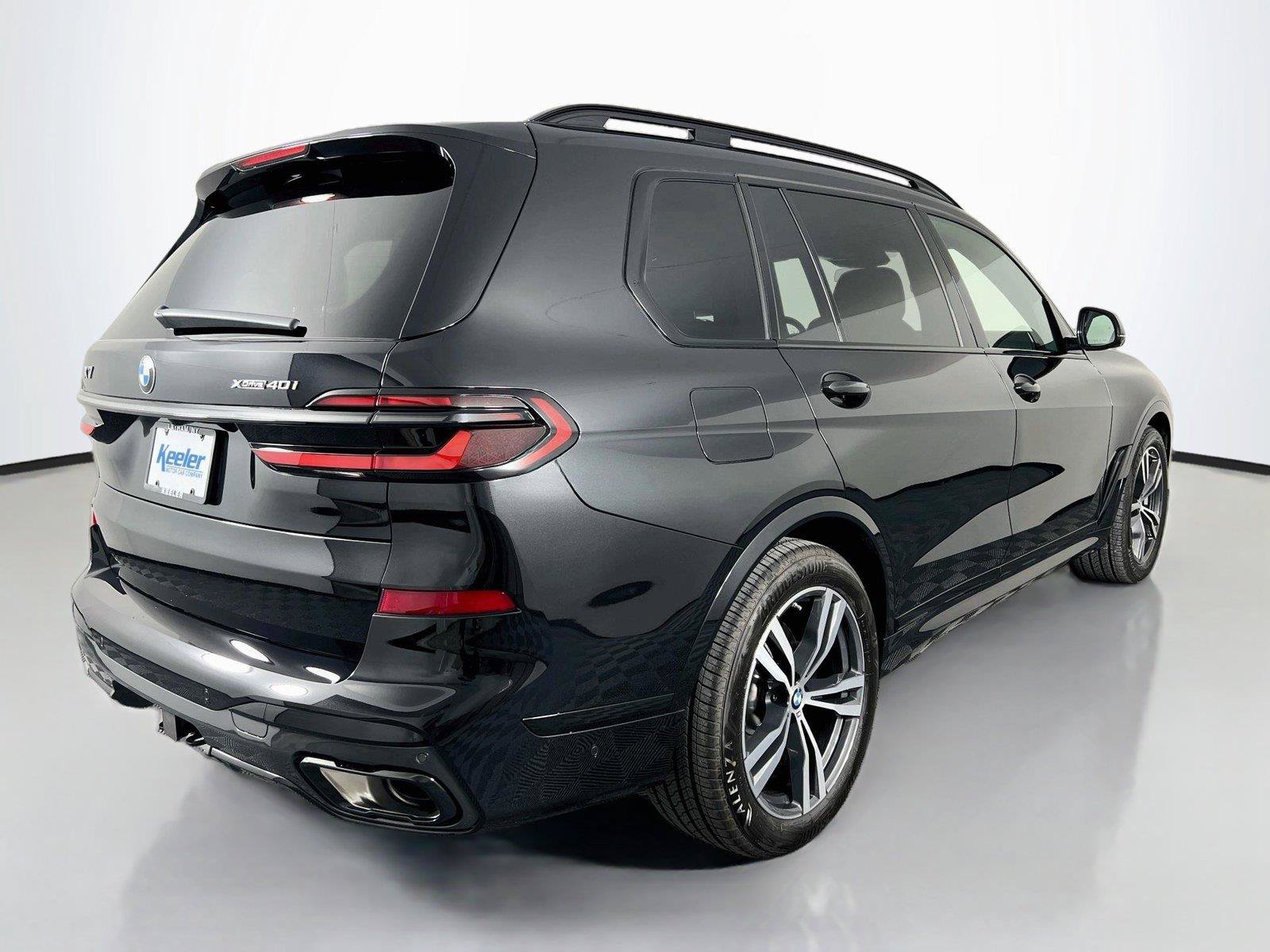 Used 2027 BMW X7 xDrive40i w/ M Sport Package AWD/4WD image 6