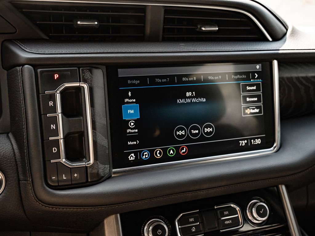 Used 2021 GMC Yukon Denali w/ Denali Premium Package image 37