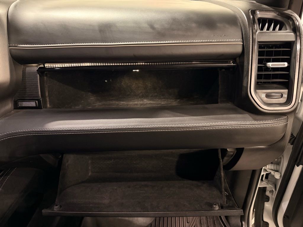 Used 2022 RAM 2500 Limited w/ Towing Technology Group image 34