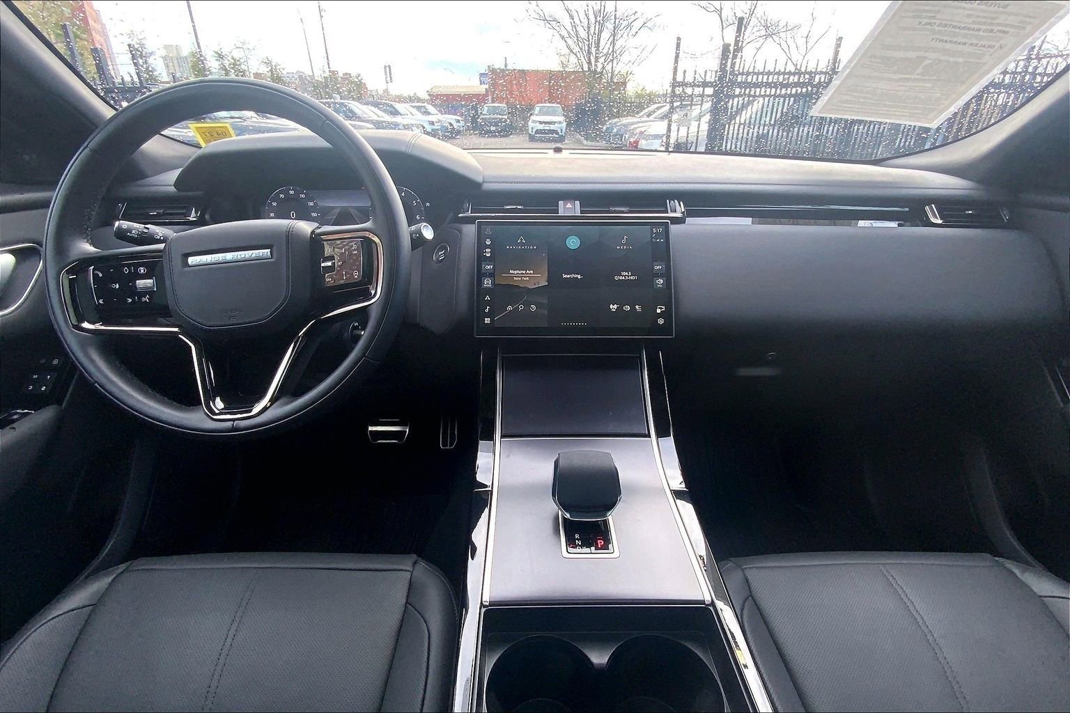 Used 2026 Land Rover Range Rover Velar Dynamic SE AWD/4WD image 15