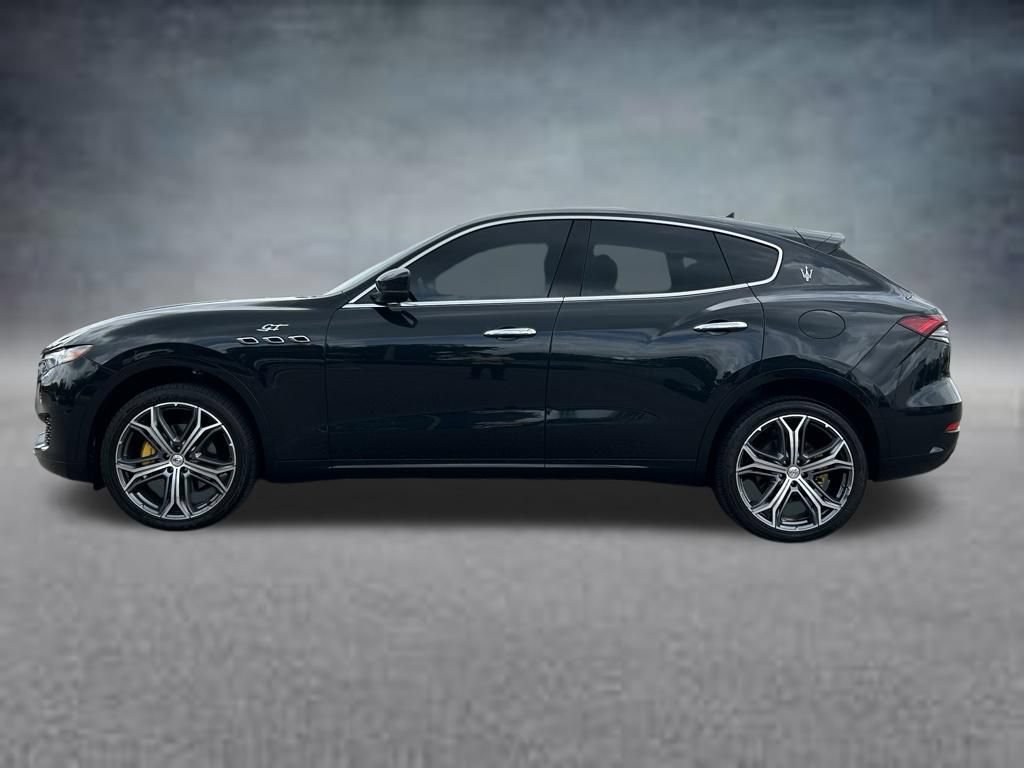 Used 2023 Maserati Levante GT AWD/4WD image 2