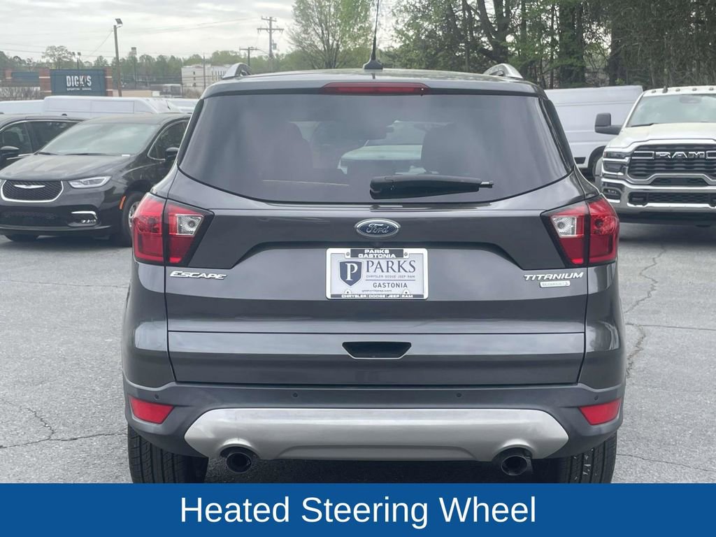 Used 2019 Ford Escape Titanium image 7