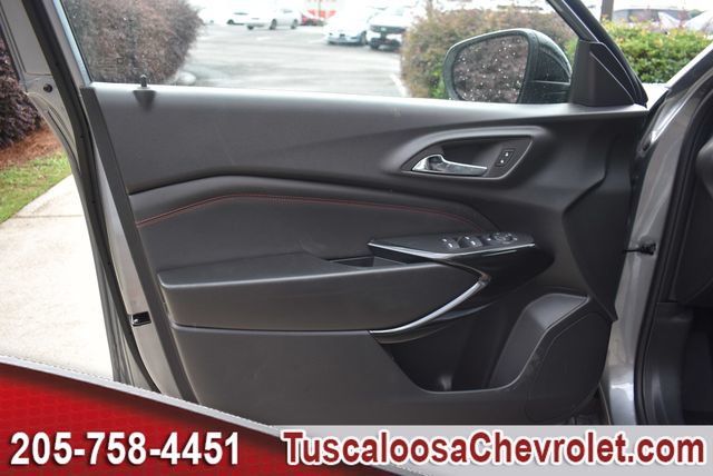 New 2026 Chevrolet Trax RS w/ Sunroof Package FWD image 12