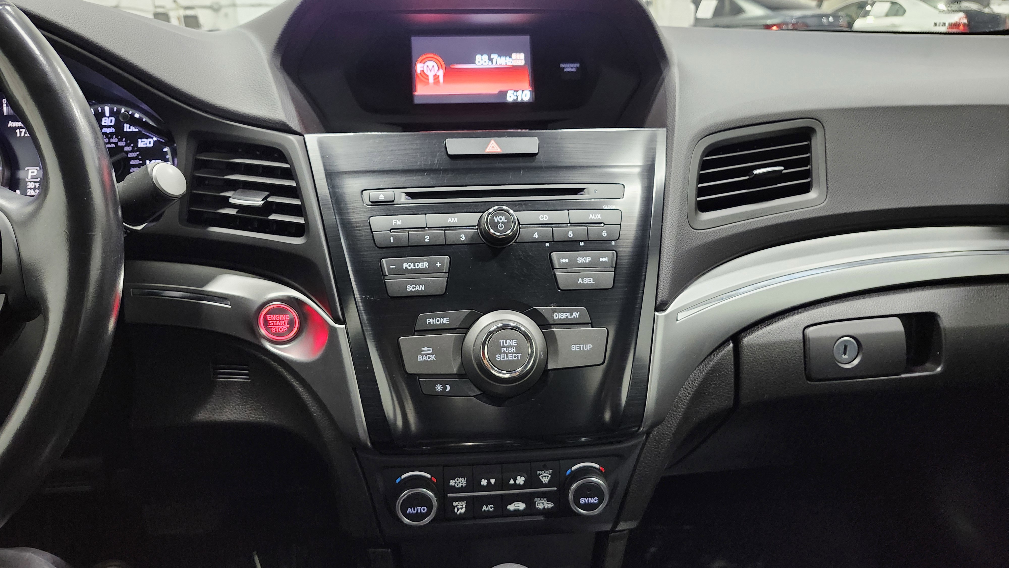 Used 2020 Acura ILX image 29