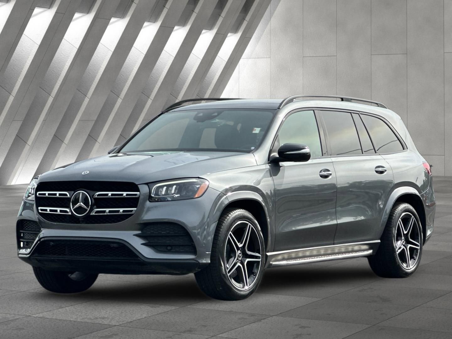 Used 2022 Mercedes-Benz GLS 450 4MATIC w/ AMG Line Exterior image 8