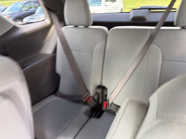 Used 2021 Chevrolet Traverse LT FWD image 12
