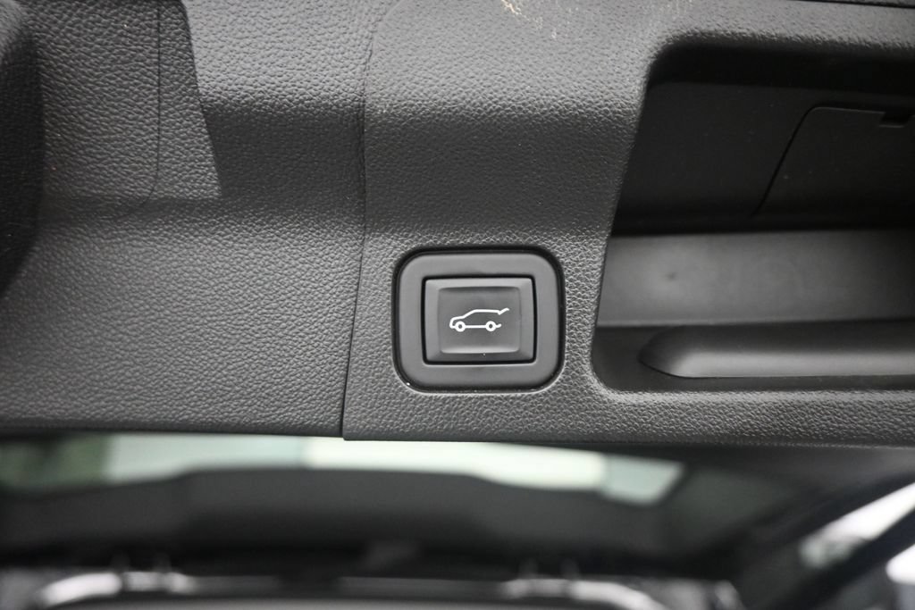 Used 2023 GMC Acadia SLE w/ Driver Convenience Package AWD/4WD image 19