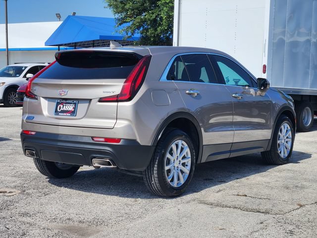 Used 2023 Cadillac XT4 Luxury FWD image 7