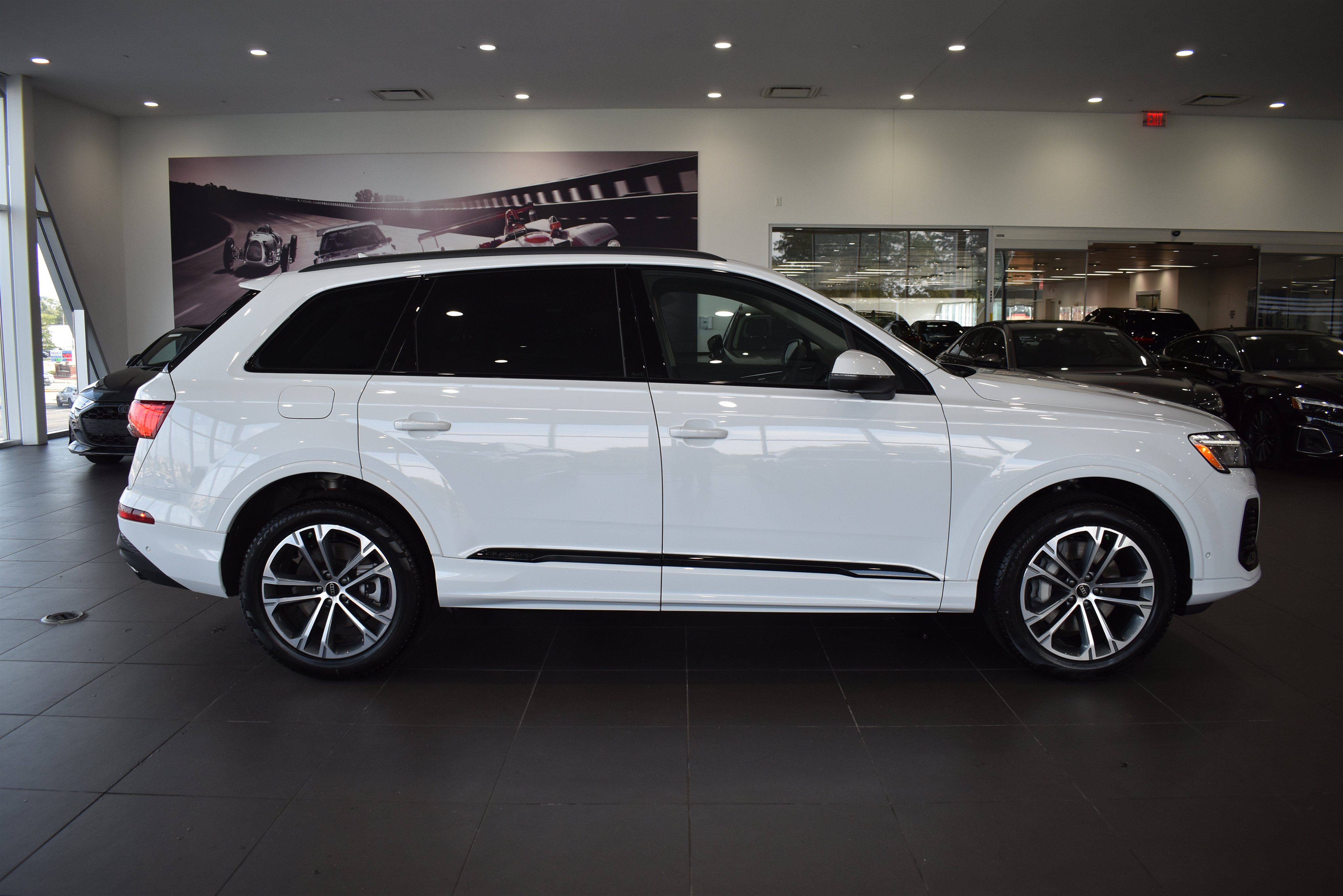 New 2026 Audi Q7 2.0T Premium AWD/4WD image 8