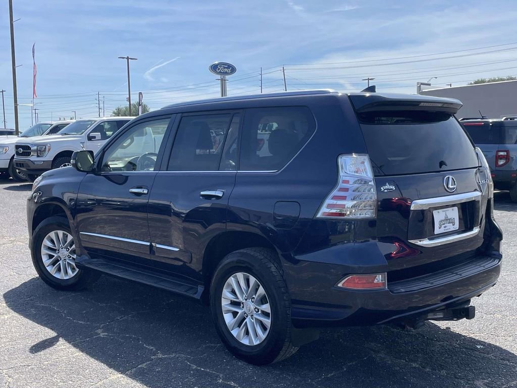 Used 2019 Lexus GX 460 Premium w/ Premium Package image 5