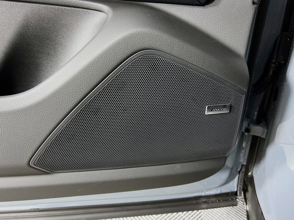 New 2026 Porsche Cayenne image 21