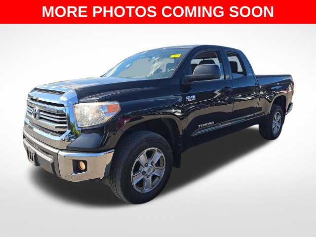 Used 2017 Toyota Tundra SR5 AWD/4WD image 1