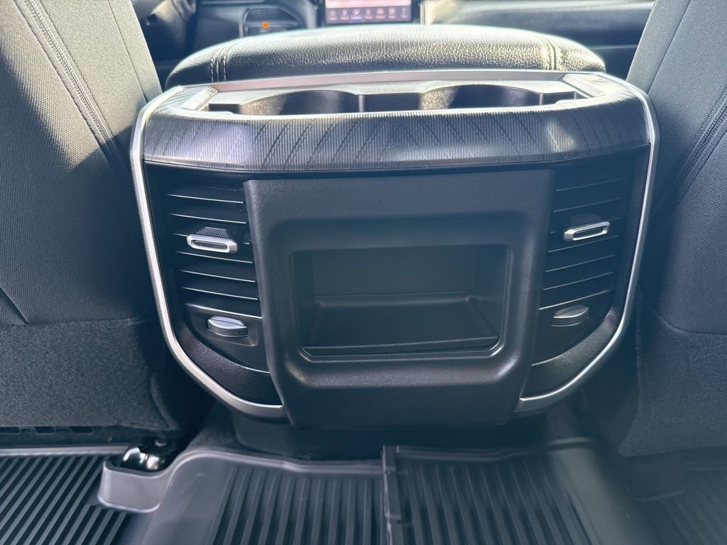 New 2026 RAM 3500 Big Horn AWD/4WD image 18