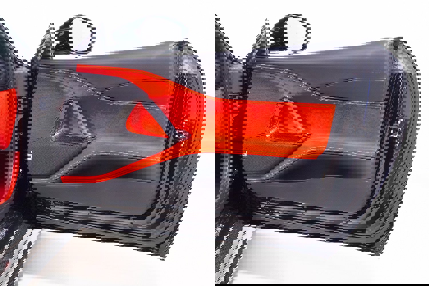 Used 2021 Ferrari 812 GTS image 37