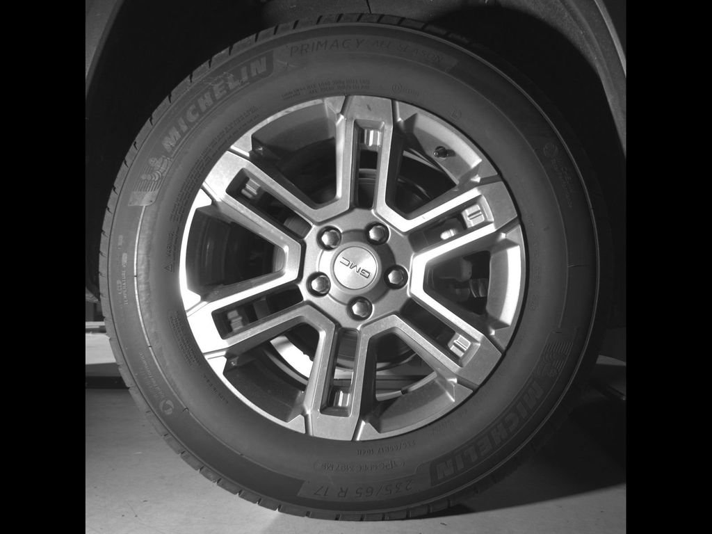 Used 2025 GMC Terrain Elevation FWD image 14