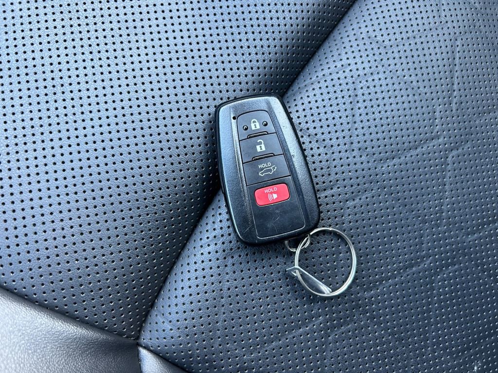 Used 2022 Toyota RAV4 TRD Off-Road w/ TRD Off-Road Weather Package image 33