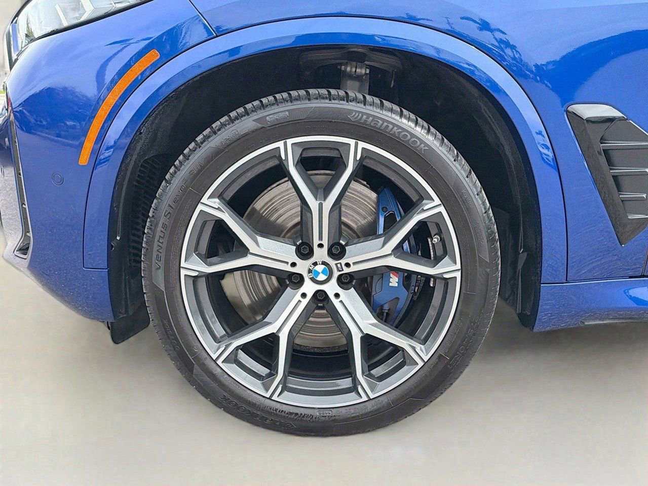 Certified 2026 BMW X5 M60i AWD/4WD image 44