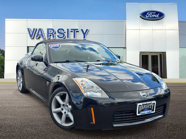 Used 2005 Nissan 350Z Touring RWD image 1