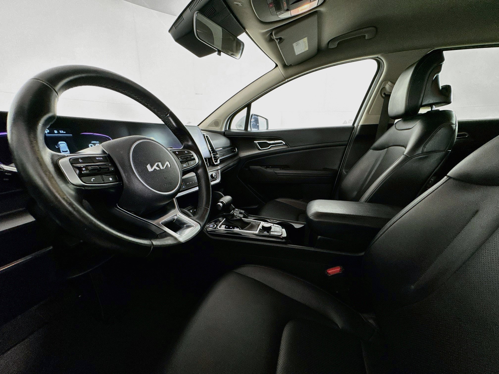 Used 2025 Kia Sportage EX FWD image 20