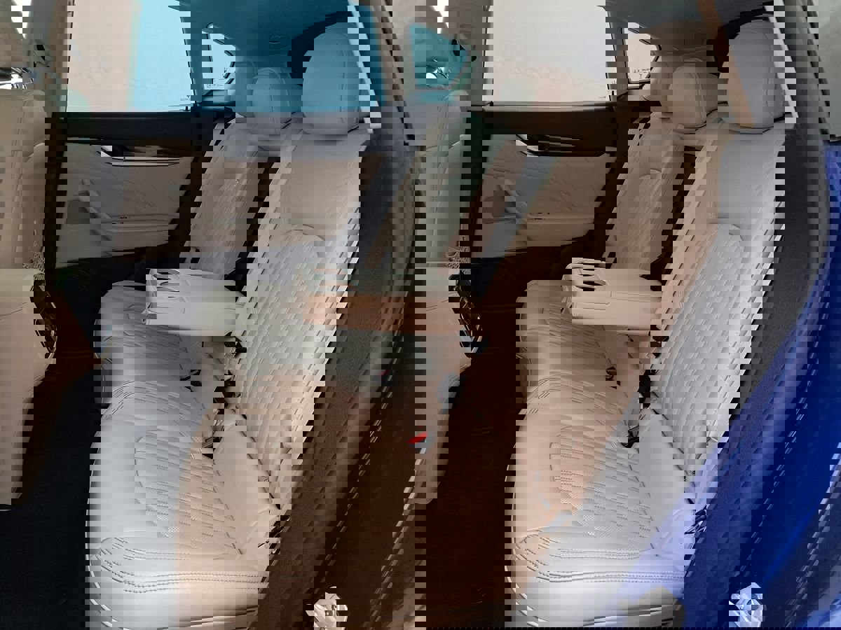 Used 2021 Maserati Levante S image 33