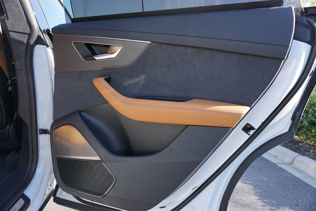 Used 2025 Audi RS Q8 performance image 40